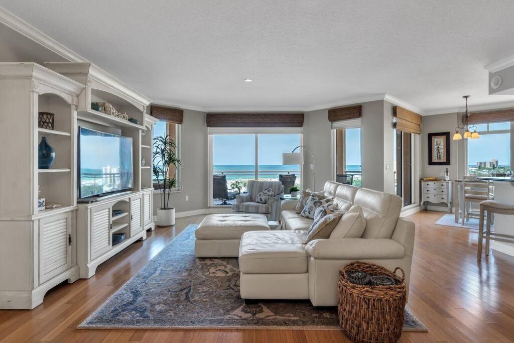 Coastal Elegance: Your Clearwater Beach Escape Екстер'єр фото