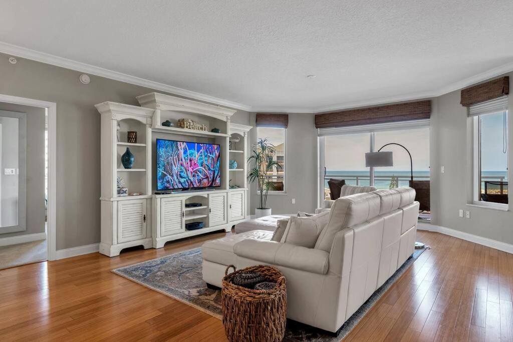 Coastal Elegance: Your Clearwater Beach Escape Екстер'єр фото