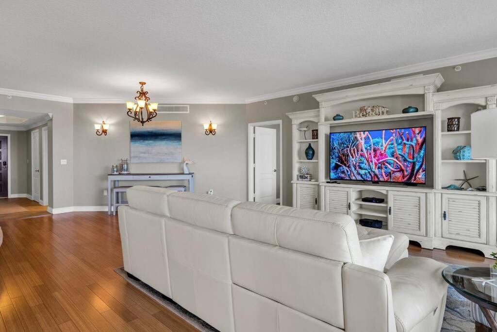 Coastal Elegance: Your Clearwater Beach Escape Екстер'єр фото