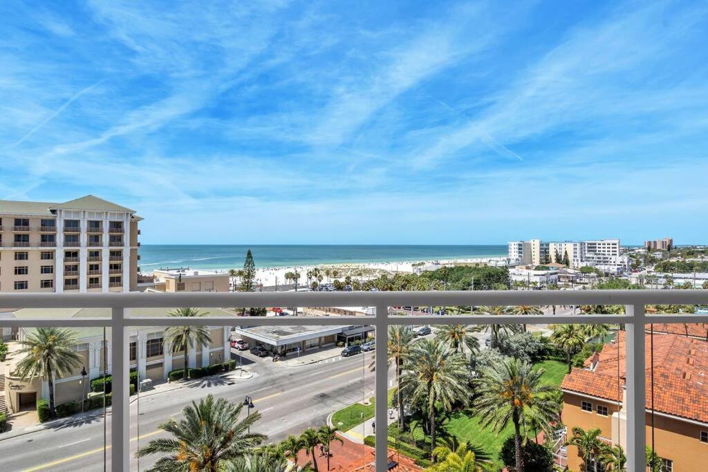Coastal Elegance: Your Clearwater Beach Escape Екстер'єр фото