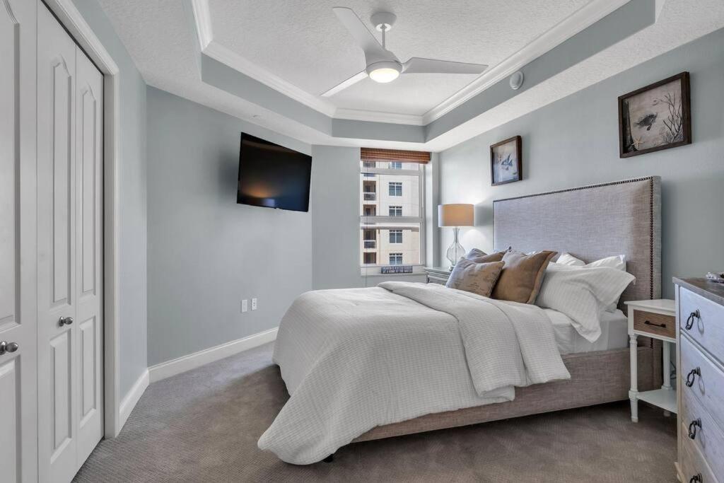 Coastal Elegance: Your Clearwater Beach Escape Екстер'єр фото