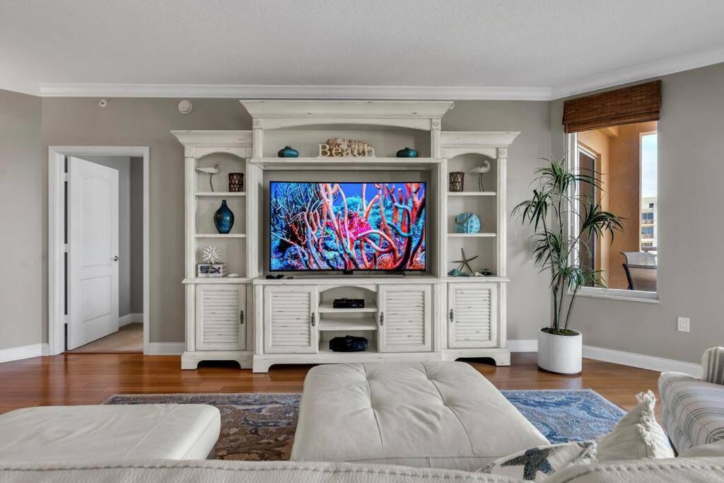 Coastal Elegance: Your Clearwater Beach Escape Екстер'єр фото