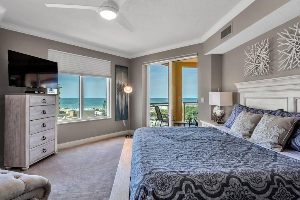 Coastal Elegance: Your Clearwater Beach Escape Екстер'єр фото