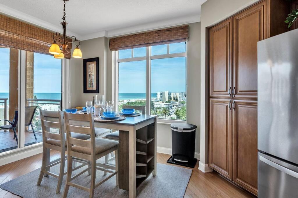 Coastal Elegance: Your Clearwater Beach Escape Екстер'єр фото