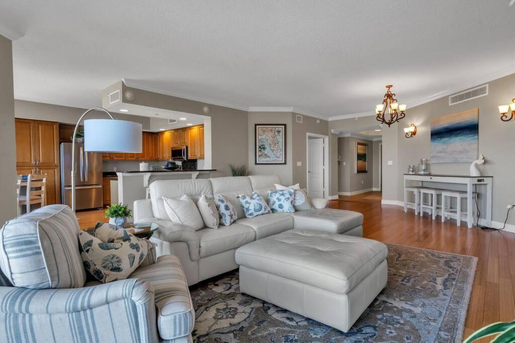 Coastal Elegance: Your Clearwater Beach Escape Екстер'єр фото