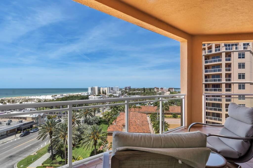 Coastal Elegance: Your Clearwater Beach Escape Екстер'єр фото