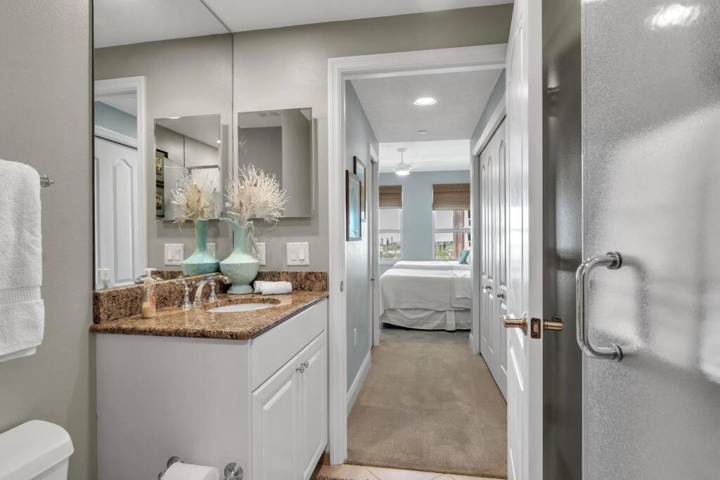 Coastal Elegance: Your Clearwater Beach Escape Екстер'єр фото