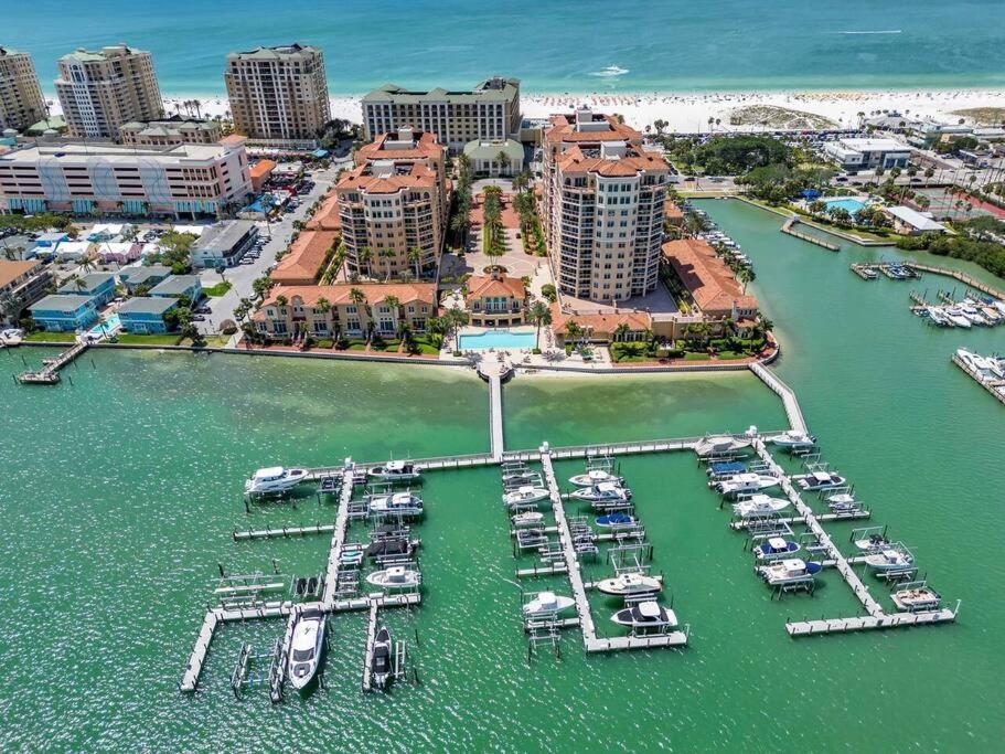 Coastal Elegance: Your Clearwater Beach Escape Екстер'єр фото