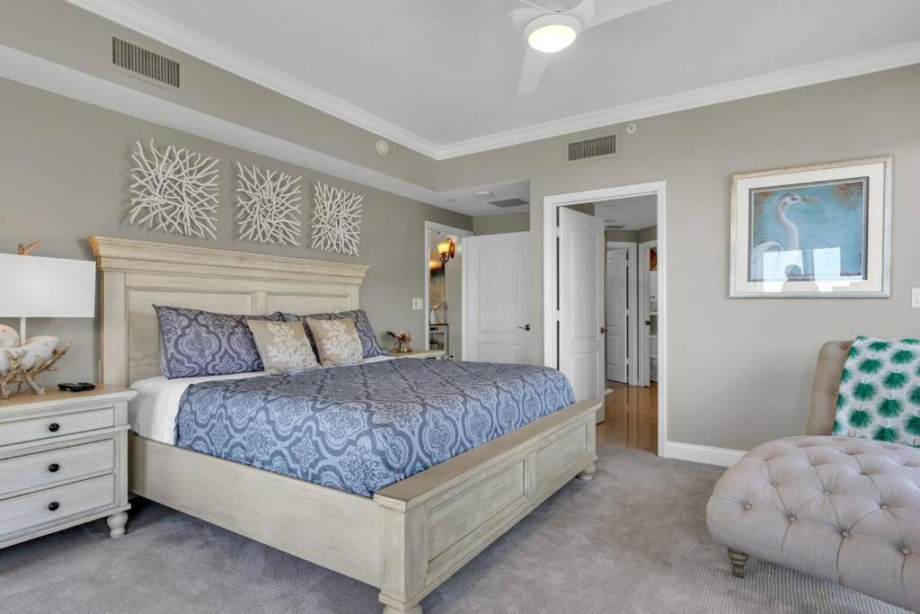 Coastal Elegance: Your Clearwater Beach Escape Екстер'єр фото